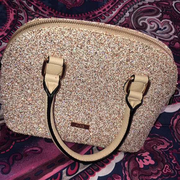 Bag - Picture 2 of 2